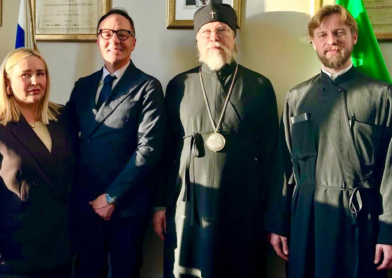 ВИЗИТ МИТРОПОЛИТА МАРКА В КОНСУЛЬСТВО В НЕАПОЛЕ